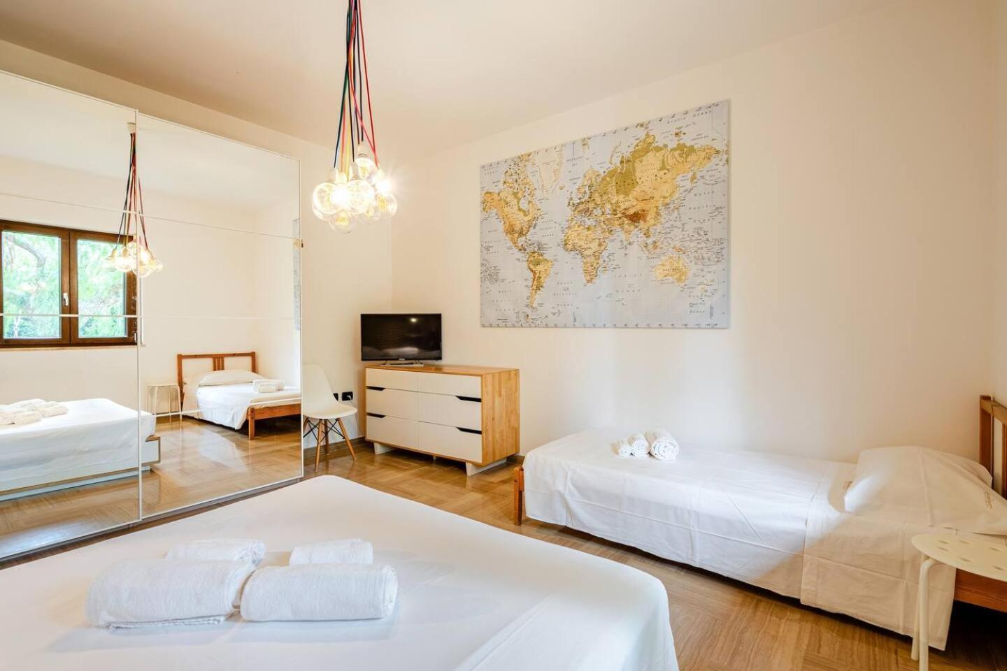 Massaroom Conversano Eksteriør billede